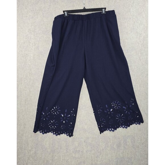 Elastic Waist Women’s Capris Navy Blue 5XL Polyester Blend Floral Cutout Hem - Picture 1 of 7